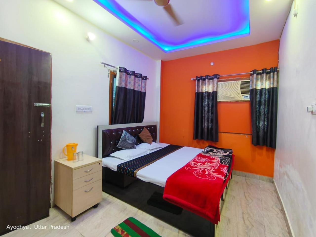 Hotel Shri Ram Bhavan Ayodhya Exterior photo